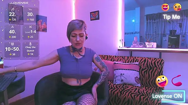 Snapshot of Maria_fernandaxxx_ chatting on 11/02/25, 10:45 Maria fernandaxxx online show from 11/02/25, 10:45