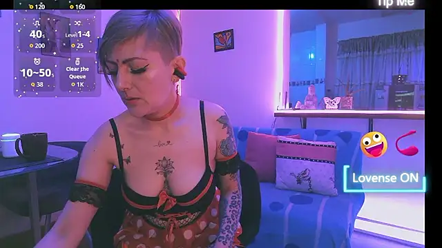 Snapshot of Maria_fernandaxxx_ chatting on 01/13/26, 08:47 Maria fernandaxxx online show from 01/13/26, 08:47