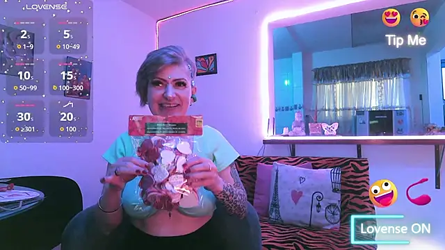 Snapshot of Maria_fernandaxxx_ chatting on 02/13/26, 09:11 Maria fernandaxxx online show from 02/13/26, 09:11