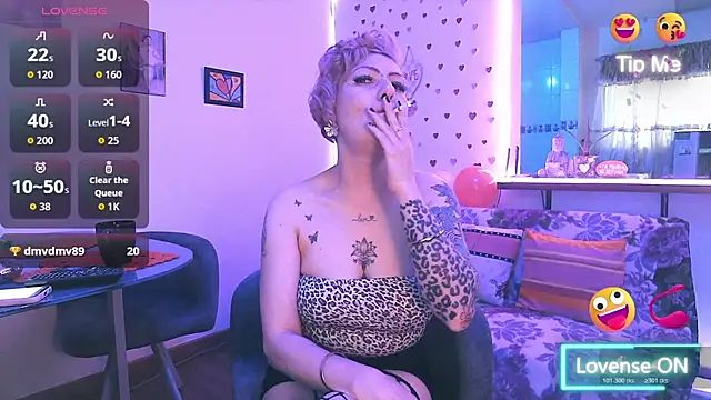 Snapshot of Maria_fernandaxxx_ chatting on 02/27/26, 03:01 Maria fernandaxxx online show from 02/27/26, 03:01