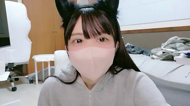 Snapshot of YUNOCHI_nyanko chatting on 11/03/25, 10:27 YUNOCHI nyanko online show from 11/03/25, 10:27