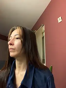 SOFIASWEETSECRETT online show from 05/02/26, 02:27