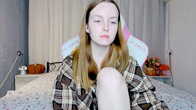 Snapshot of Wild__flowers chatting on 10/29/25, 03:47 Wild flowers online show from 10/29/25, 03:47