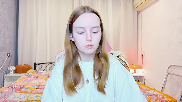 Snapshot of Wild__flowers chatting on 11/13/25, 05:56 Wild flowers online show from 11/13/25, 05:56