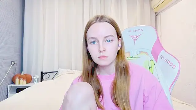 Snapshot of Wild__flowers chatting on 11/22/25, 08:08 Wild flowers online show from 11/22/25, 08:08