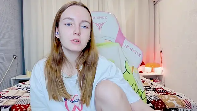 Snapshot of Wild__flowers chatting on 12/01/25, 02:33 Wild flowers online show from 12/01/25, 02:33