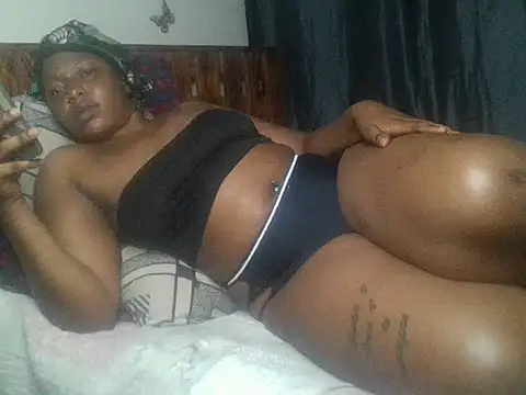 Snapshot of IAm_Katie chatting on 11/03/25, 08:54 IAm Katie online show from 11/03/25, 08:54