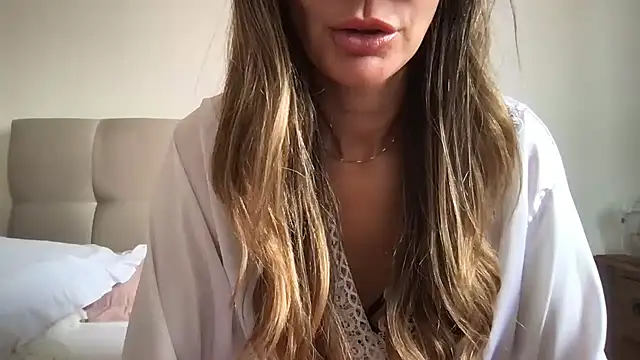 paolajonez online show from 01/07/25, 12:52