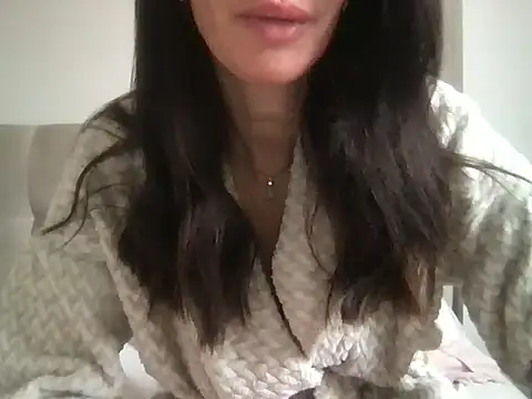 paolajonez online show from 05/10/26, 12:43