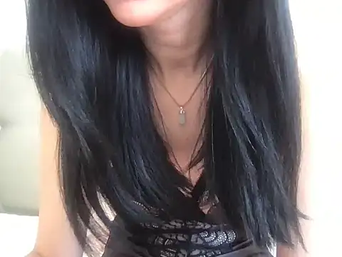 paolajonez online show from 06/28/26, 02:34