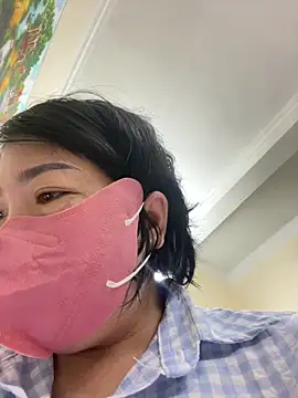 Snapshot of Hachi_Sweetbabie_ chatting on 09/11/25, 11:32 Hachi Sweetbabie online show from 09/11/25, 11:32