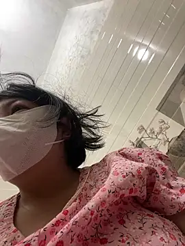 Hachi Sweetbabie  online show from 03/06/26, 09:11