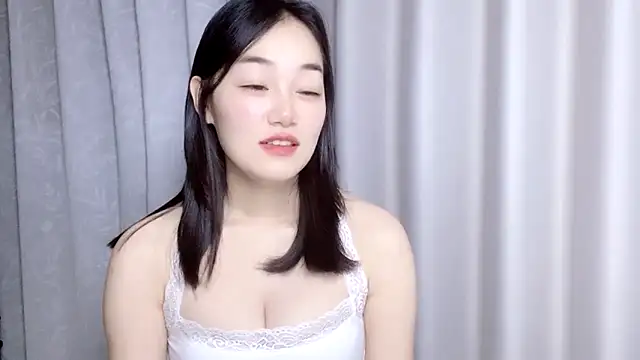 cloud8822 online show from 09/24/25, 02:42