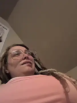 Snapshot of Lalalynn chatting on 07/27/26, 01:34 Lalalynn online show from 07/27/26, 01:34