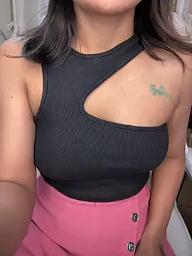 LeisyXO online show from 01/22/25, 09:43