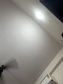 Snapshot of LeisyXO chatting on 08/03/26, 06:00 LeisyXO online show from 08/03/26, 06:00