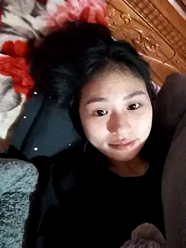 Snapshot of trieungoclnt chatting on 11/19/25, 05:07 trieungoclnt online show from 11/19/25, 05:07