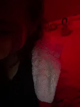 trieungoclnt online show from 02/22/26, 06:24