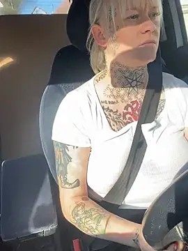 poussichienne online show from 03/02/26, 09:05