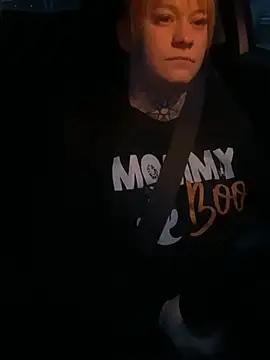 poussichienne online show from 03/25/26, 05:13