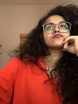 Snapshot of Curvydesifromgermany chatting on 01/16/25, 01:04 Curvydesifromgermany online show from 01/16/25, 01:04