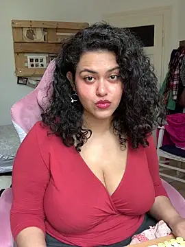 Curvydesifromgermany online show from 04/01/26, 09:43