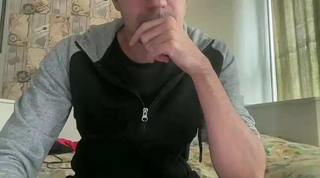 Snapshot of the_codder_2 chatting on 01/13/25, 11:19 the codder 2 online show from 01/13/25, 11:19