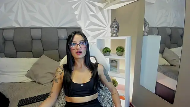 mariiana-diaz online show from 03/04/26, 05:08