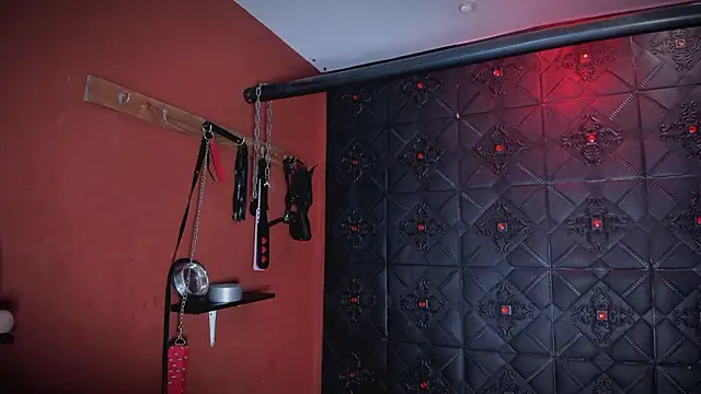 annavi  online show from 03/17/26, 07:06