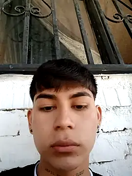 Lukas strong online show from 09/25/25, 02:43