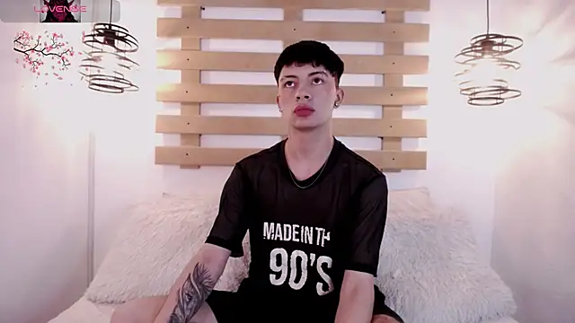 Steev Novoa online show from 02/02/25, 04:15