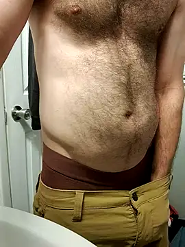 Snapshot of bigdickdaddy2184 chatting on 12/17/24, 06:13 bigdickdaddy2184 online show from 12/17/24, 06:13