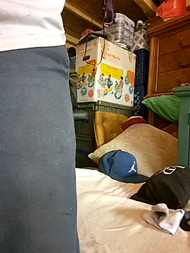 Snapshot of bigdickdaddy2184 chatting on 10/06/25, 07:50 bigdickdaddy2184 online show from 10/06/25, 07:50