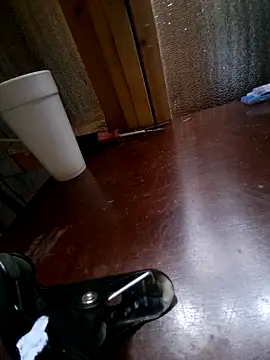 Snapshot of bigdickdaddy2184 chatting on 10/23/25, 06:02 bigdickdaddy2184 online show from 10/23/25, 06:02