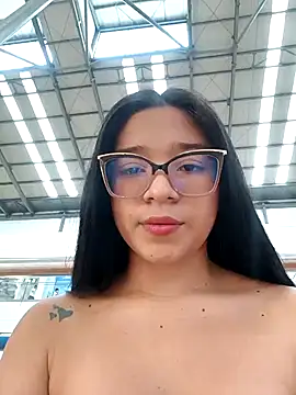 -VICKKY online show from 03/13/25, 09:59