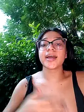 -VICKKY online show from 03/19/25, 10:53