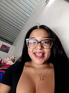 -VICKKY online show from 09/10/25, 03:28