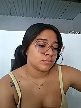 -VICKKY online show from 03/06/26, 03:41