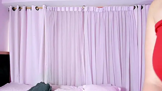 tiffany becker online show from 03/21/25, 10:39