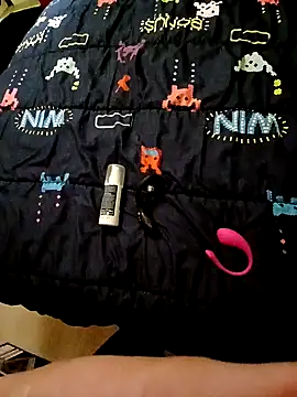 Snapshot of Fantaxx86 chatting on 12/13/24, 07:04 Fantaxx86 online show from 12/13/24, 07:04