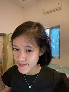 thithi8369 online show from 02/19/25, 04:44