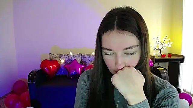 Pretty shy online show from 02/19/25, 10:01