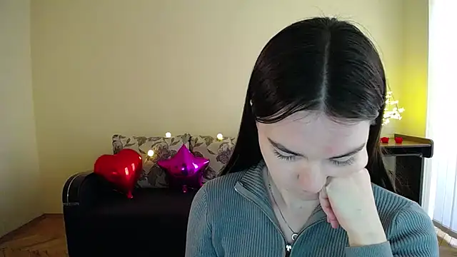 Pretty shy online show from 03/08/25, 01:14