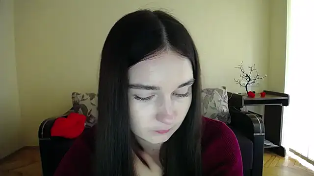 Pretty shy online show from 09/26/25, 09:13