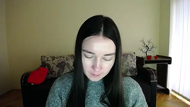 Pretty shy online show from 11/08/25, 12:27