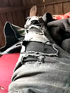 Snapshot of bigdicktaoni chatting on 12/19/24, 08:45 bigdicktaoni online show from 12/19/24, 08:45