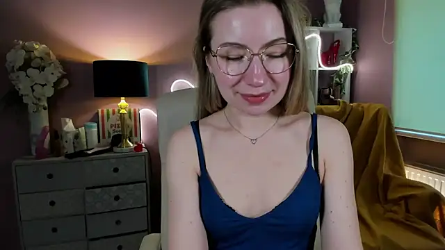 Snapshot of Mia_Tasty chatting on 01/30/25, 10:50 Mia Tasty online show from 01/30/25, 10:50