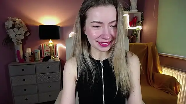 Snapshot of Mia_Tasty chatting on 02/09/25, 08:00 Mia Tasty online show from 02/09/25, 08:00