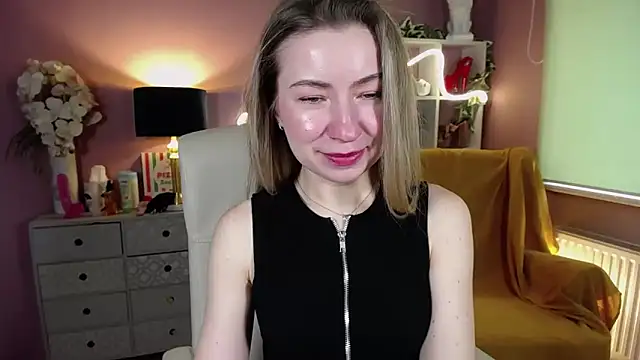 Snapshot of Mia_Tasty chatting on 02/09/25, 11:04 Mia Tasty online show from 02/09/25, 11:04