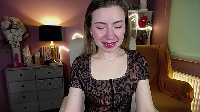 Snapshot of Mia_Tasty chatting on 02/14/25, 07:28 Mia Tasty online show from 02/14/25, 07:28